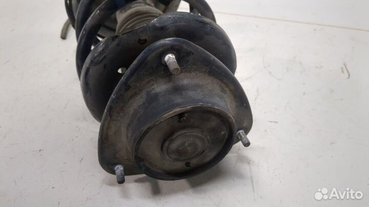 Амортизатор подвески правый передний Subaru Forester 2013