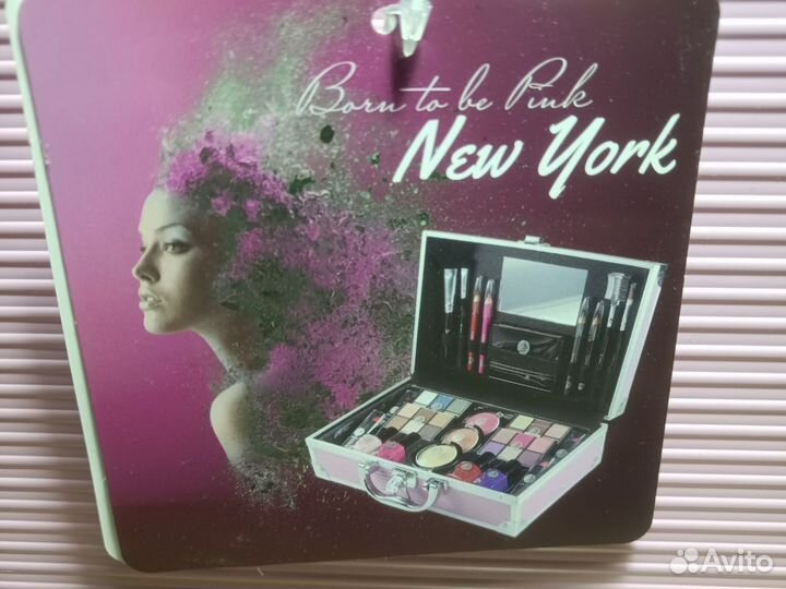 Косметический набор бьюти бокс №14 (New York Pink)