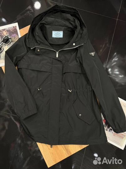 Ветровка prada