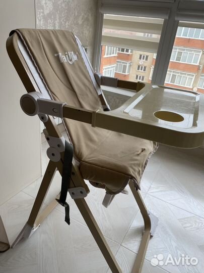 Столик для кормления