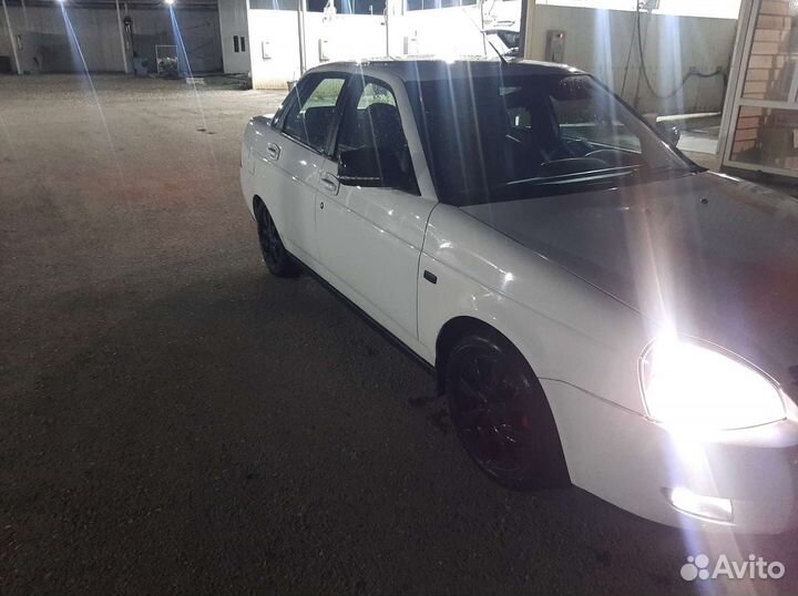 Крыло приора2