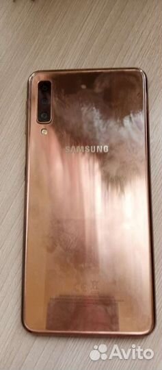 Samsung Galaxy A7 (2018), 4/128 ГБ