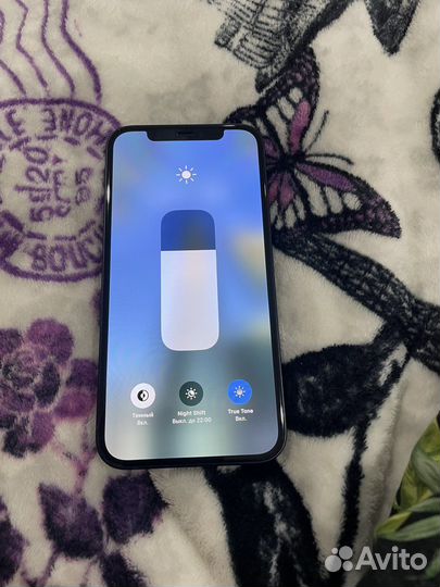 Телефон iPhone 12 64 гб