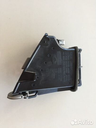 Дефлектор воздушный лев. Infiniti Fx35, Fx45