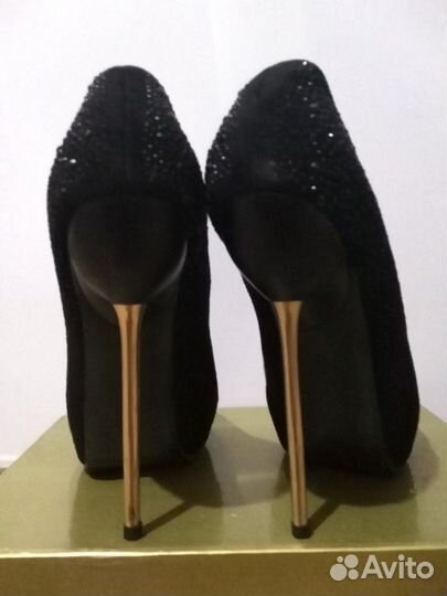 Продам туфли