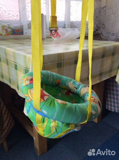 Продам рюкзак-кенгуру и прыгунки для малышей