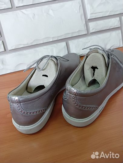 Полуботинки женские