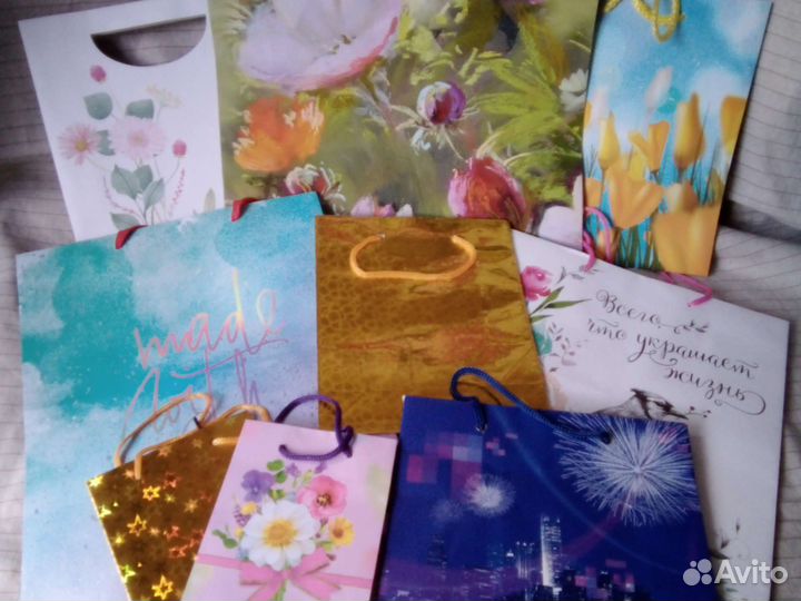 Подарочные и крафт. пакеты