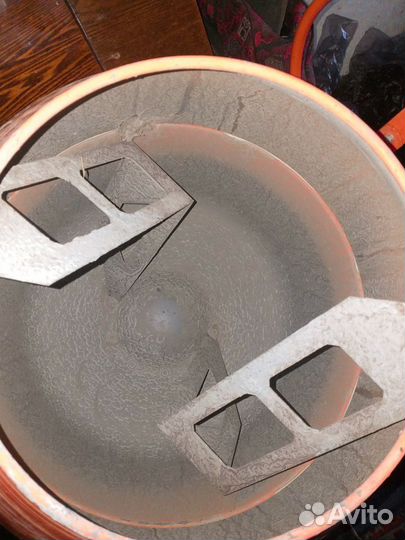 Продам бетономешалку бу120л