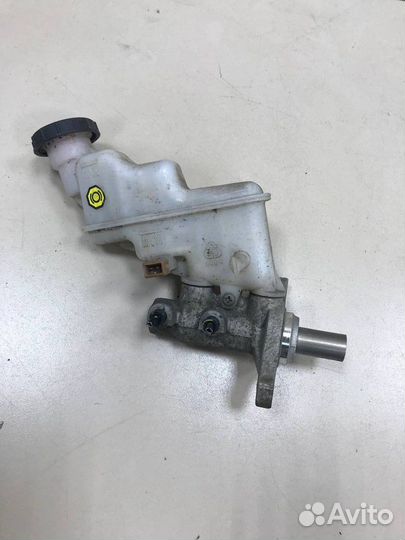 Главный тормозной цилиндр Kia Rio