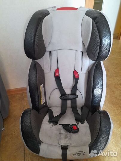 Автокресло evenflo