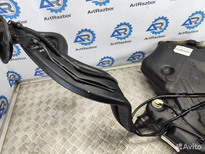 Бак топливный Skoda Yeti 5L 1.4 caxa 122 Л.С 2014