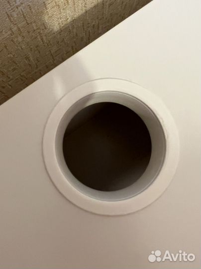 Компьютерный стол IKEA micke