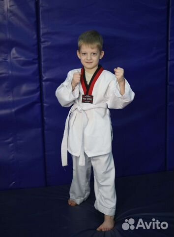 Добок костюм для занятий тхеквондо