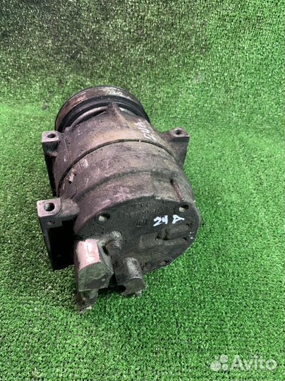 Компрессор кондиционера Renault Scenic