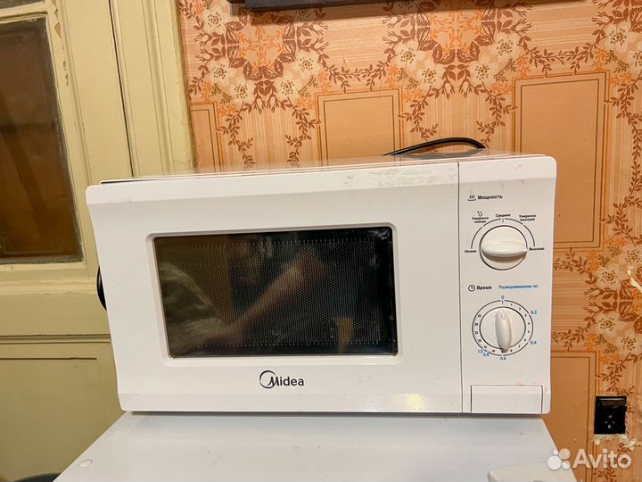 Микроволновая печь Midea