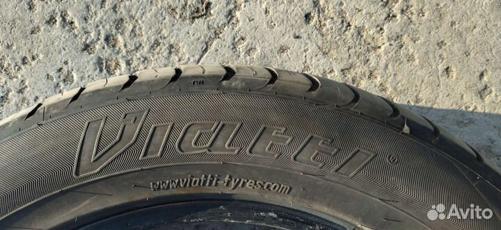 Viatti Strada Asimmetrico 205/55 R16