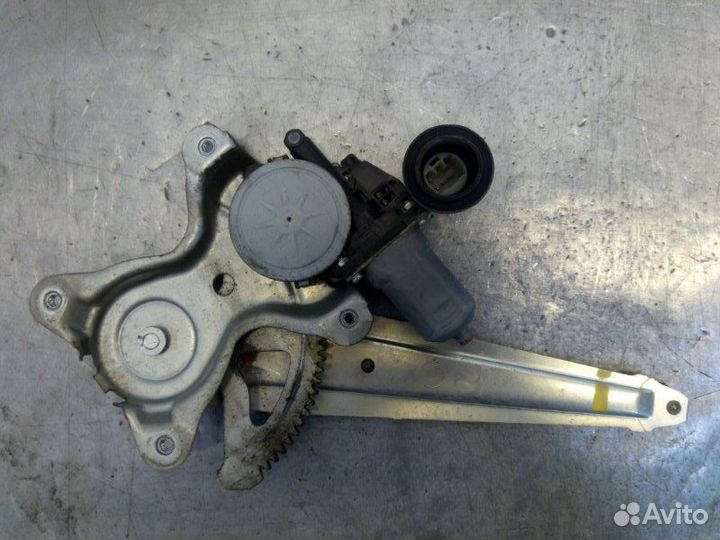 Стеклоподъемник задний левый Toyota Camry V40 2.4