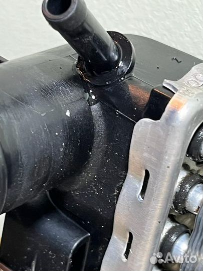 Радиатор охлаждения двигателя Volkswagen Polo