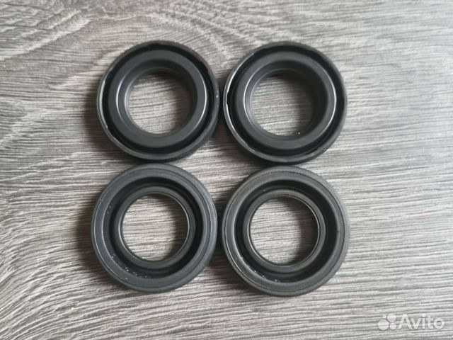 Toyota сальник свечи 1119376020