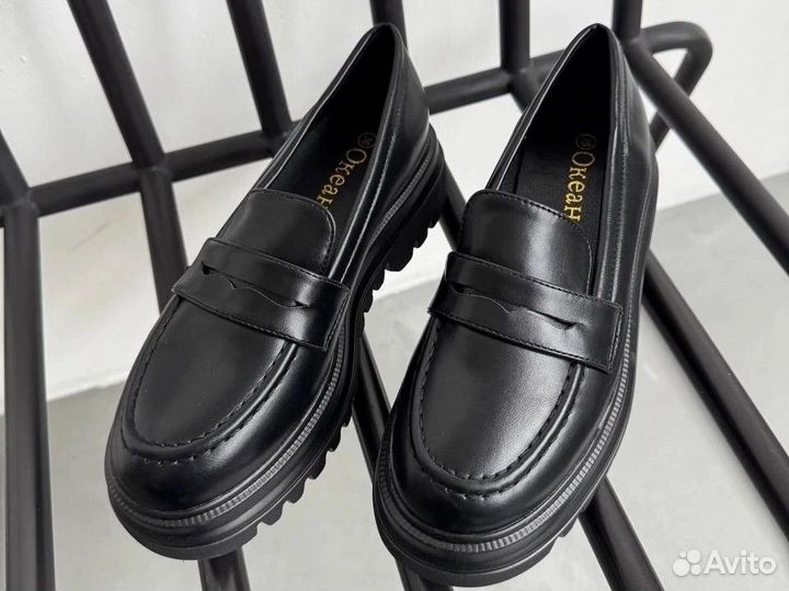 Лоферы женские