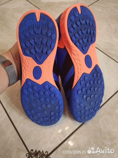 Футбольные бутсы