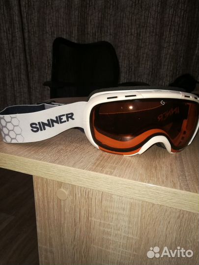 Горнолыжные очки