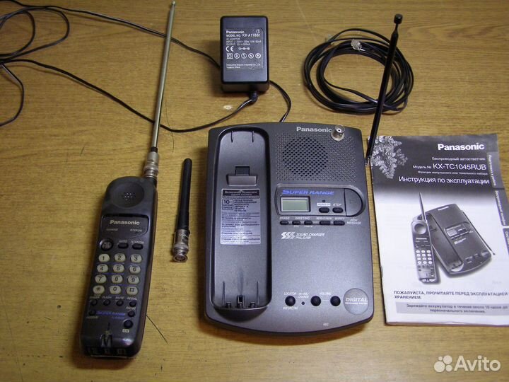 Продаётся беспроводной телефон Panasonic KX-TC1045