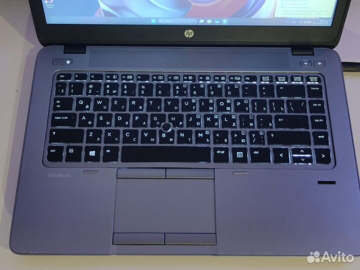 Ультрабук intel Core i5/NWMe SSD/Win 11/8 Гб озу