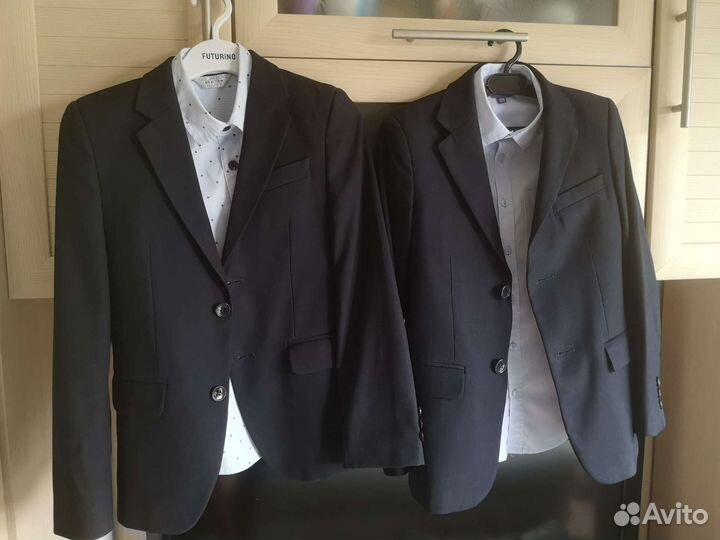 Школьная форма + 5 рубашек + второй пиджак