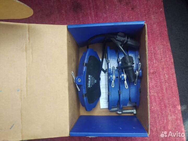 Тормозные колодки на audi, seat, passat