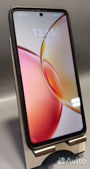 Подставка для телефона из дерева