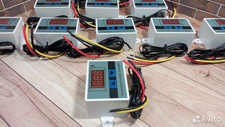 Контроллер температуры XH-W3001 (12V)