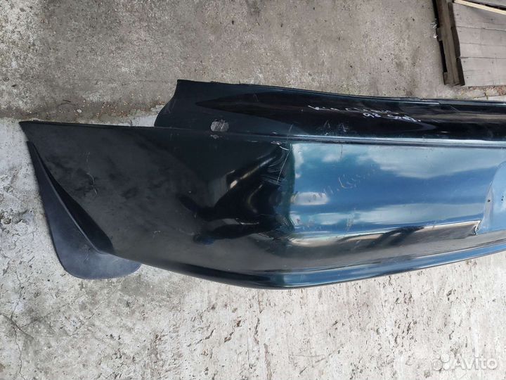 Бампер задний на Kia Clarus