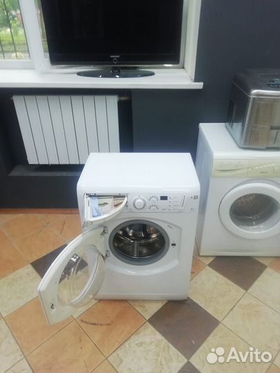 Стиральная машина Hotpoint arxsf 120