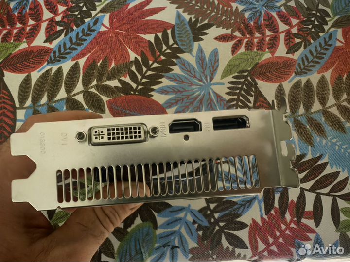 Видеокарта Radeon HD5750 1g