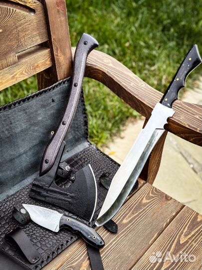 Набор ножей И топора