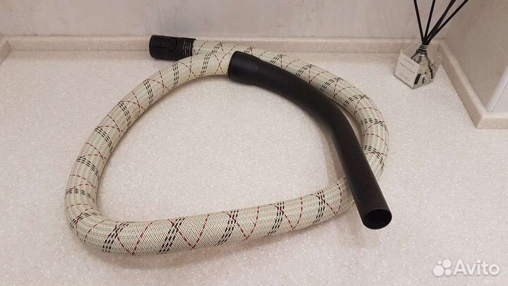 Шланг и щётка для пылесоса Bosch Move