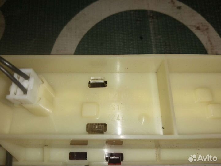 Стоп сигнал багажника Mazda 6 GH 2009 лифтбек