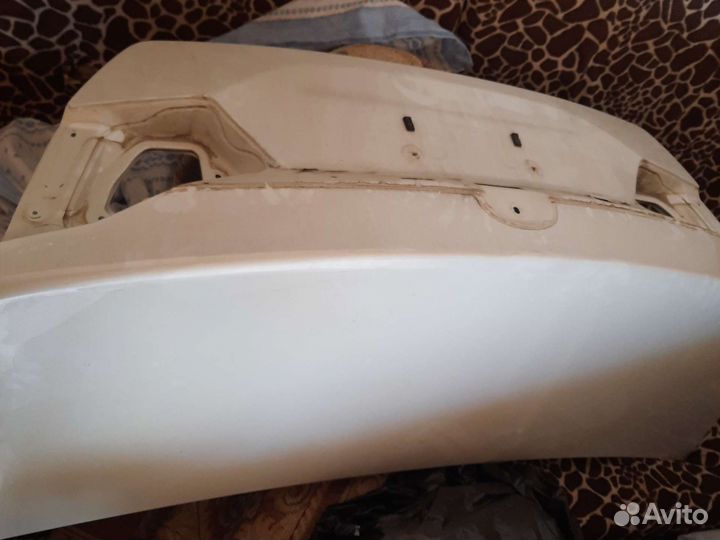 Двери правые Жемчуг в цвет детали 16-17-18 год