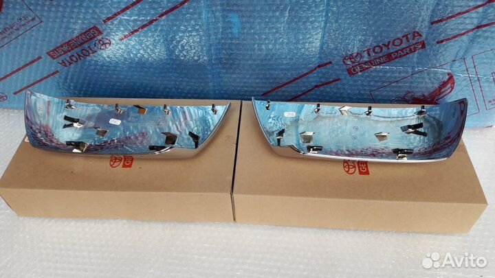 Крышка зеркала Toyota Tundra Sequoia