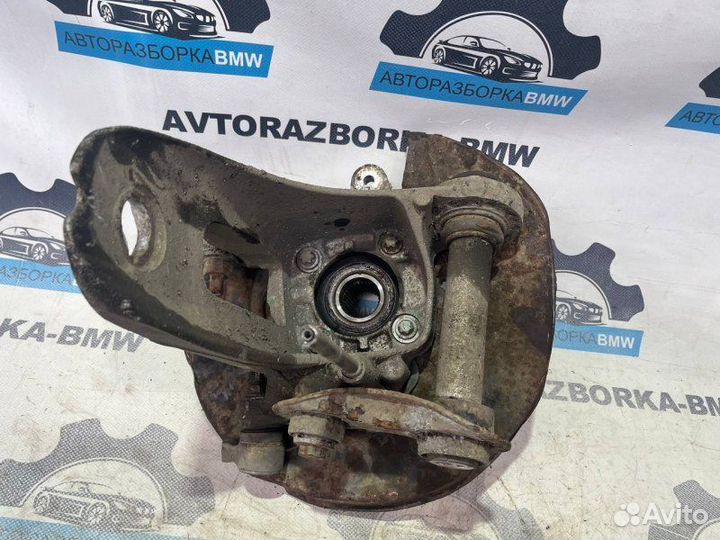 Кулак поворотный задний правый Bmw X5 E53 M57D30