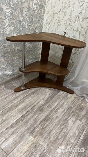 Полка угловая