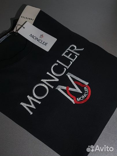 Футболка Moncler