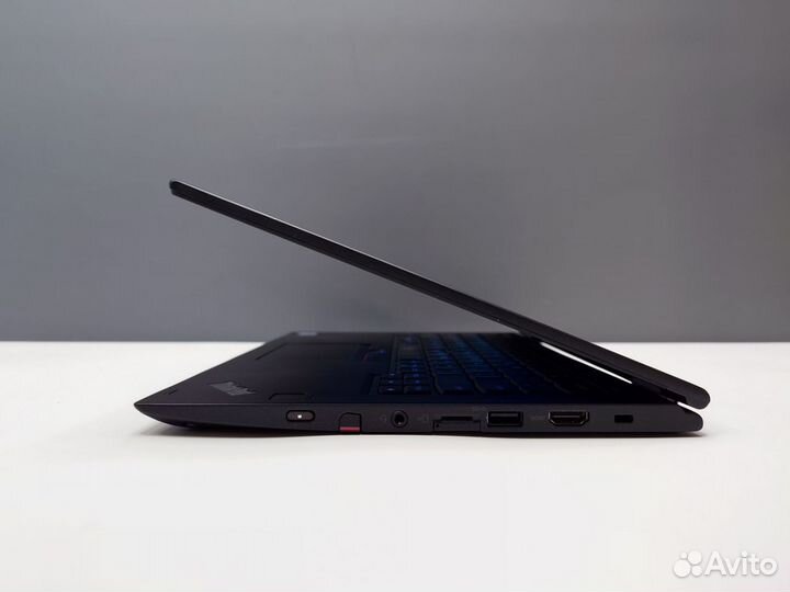 Ноутбук Lenovo ThinkPad X380 Yoga (i5/8/256)