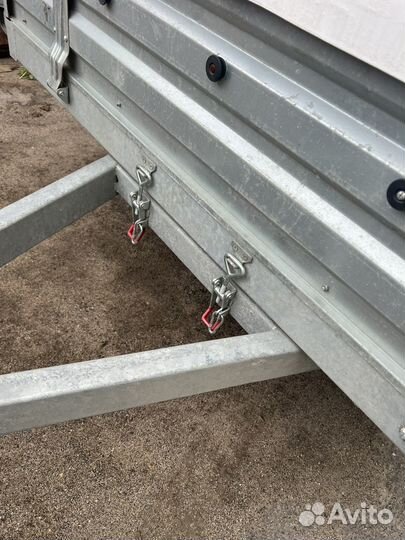 Прицеп легковой 3.5 х 1.5 с крышкой