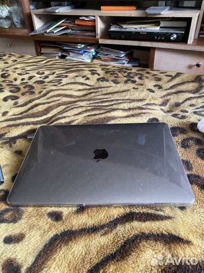 Apple MacBook Pro 13 2022 m2