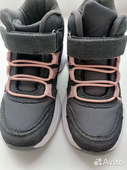 Ботинки для девочки