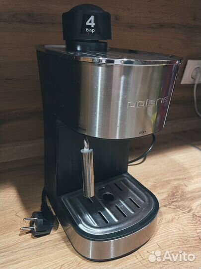 Кофеварка Polaris PCM 4011 DV