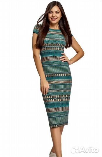 Продам платье 44 размера